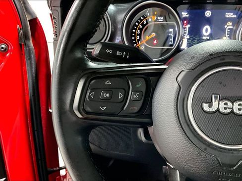 Used 2020 Jeep Gladiator Sport image 24