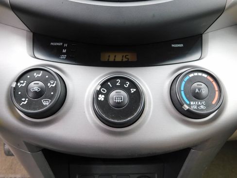 Used 2006 Toyota RAV4 4WD image 12
