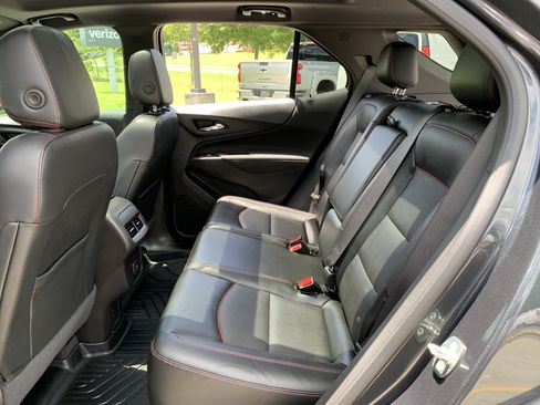 Used 2023 Chevrolet Equinox RS w/ RS Leather Package FWD image 30