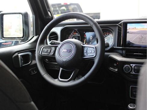 New 2026 Jeep Gladiator Sport AWD/4WD image 14