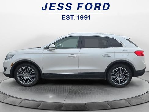 Used 2016 Lincoln MKX Reserve w/ Luxury Package image 2