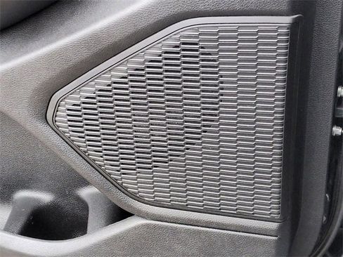 Certified 2024 Jeep Grand Cherokee L Limited w/ Luxury Tech Group II image 17