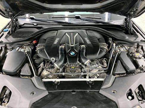 Used 2019 BMW M550i xDrive w/ Premium Package 2 AWD/4WD image 31