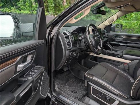 Used 2020 RAM 1500 Laramie AWD/4WD image 23