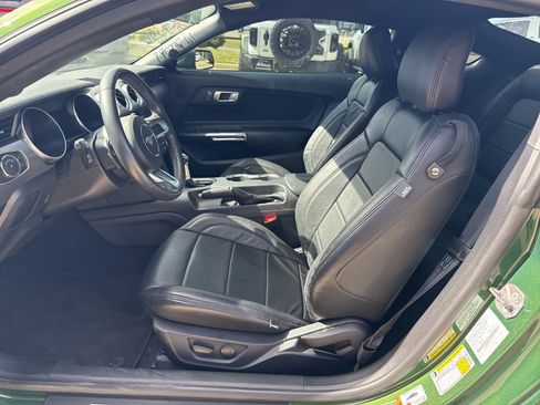 Used 2022 Ford Mustang GT w/ Equipment Group 301A image 5