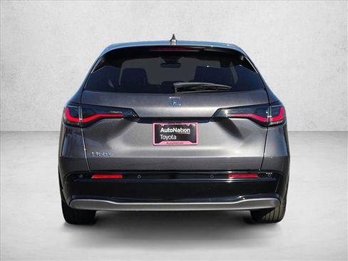 Used 2024 Honda HR-V EX-L image 7