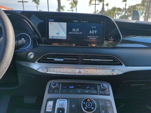 Used 2021 Hyundai Palisade Limited w/ Winter Package image 21