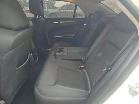 Used 2020 Chrysler 300 Touring w/ Sport Appearance Package RWD image 6