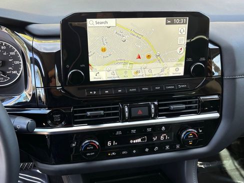 New 2025 Nissan Pathfinder SL w/ Black Appearance Package image 20