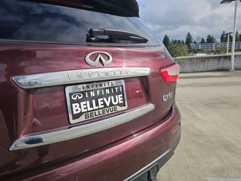 Used 2015 INFINITI QX60 AWD w/ Deluxe Touring Package image 15