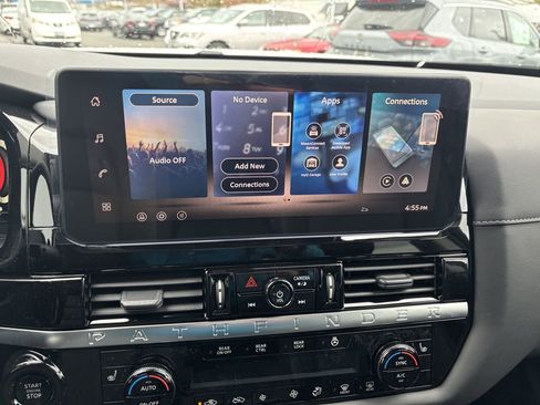 New 2026 Nissan Pathfinder SL AWD/4WD image 17