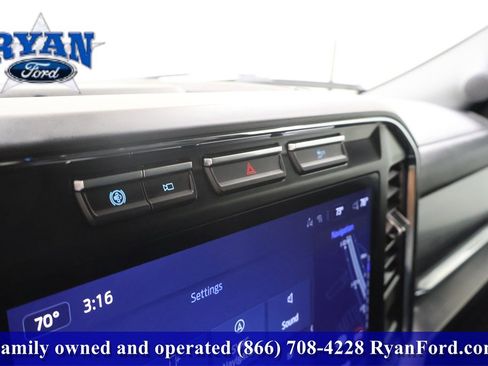 Used 2023 Ford F250 Lariat w/ Chrome Package image 26