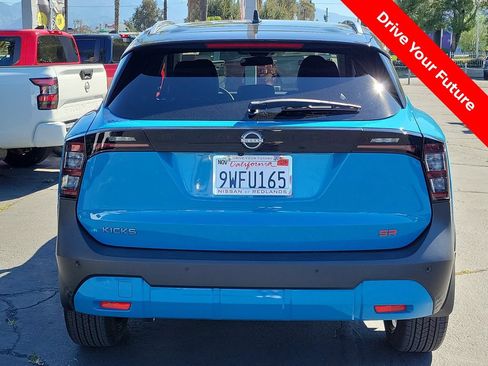 Used 2025 Nissan Kicks SR FWD image 33