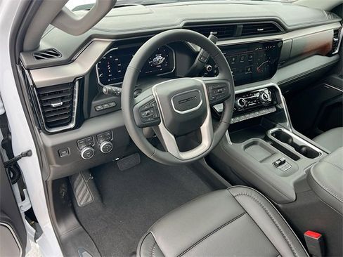 New 2026 GMC Sierra 2500 Denali w/ Denali Reserve Package image 6
