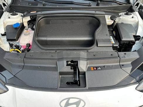 Certified 2025 Hyundai Ioniq 6 SEL AWD/4WD image 10