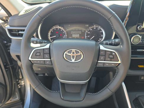 Certified 2026 Toyota Highlander XLE AWD/4WD image 24