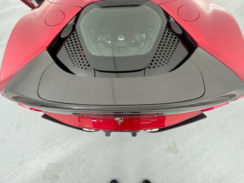 Used 2025 Ferrari SF90 Spider AWD/4WD image 40