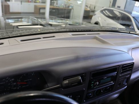 Used 2001 Ford F250 XLT image 92