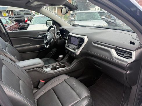 Used 2019 GMC Acadia SLT AWD/4WD image 18