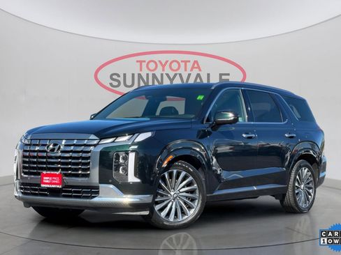 Used 2024 Hyundai Palisade Calligraphy image 2