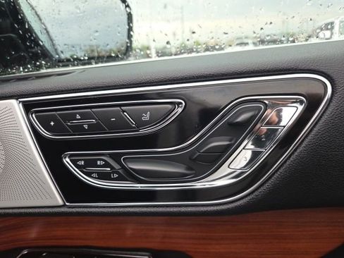 Used 2020 Lincoln Navigator Reserve w/ Luxury Package AWD/4WD image 61