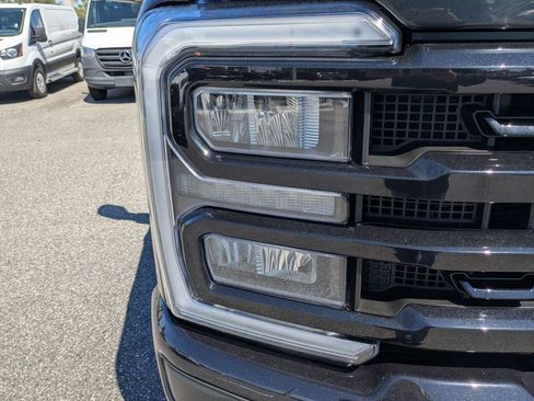 Used 2024 Ford F350 Lariat w/ Lariat Ultimate Package image 10