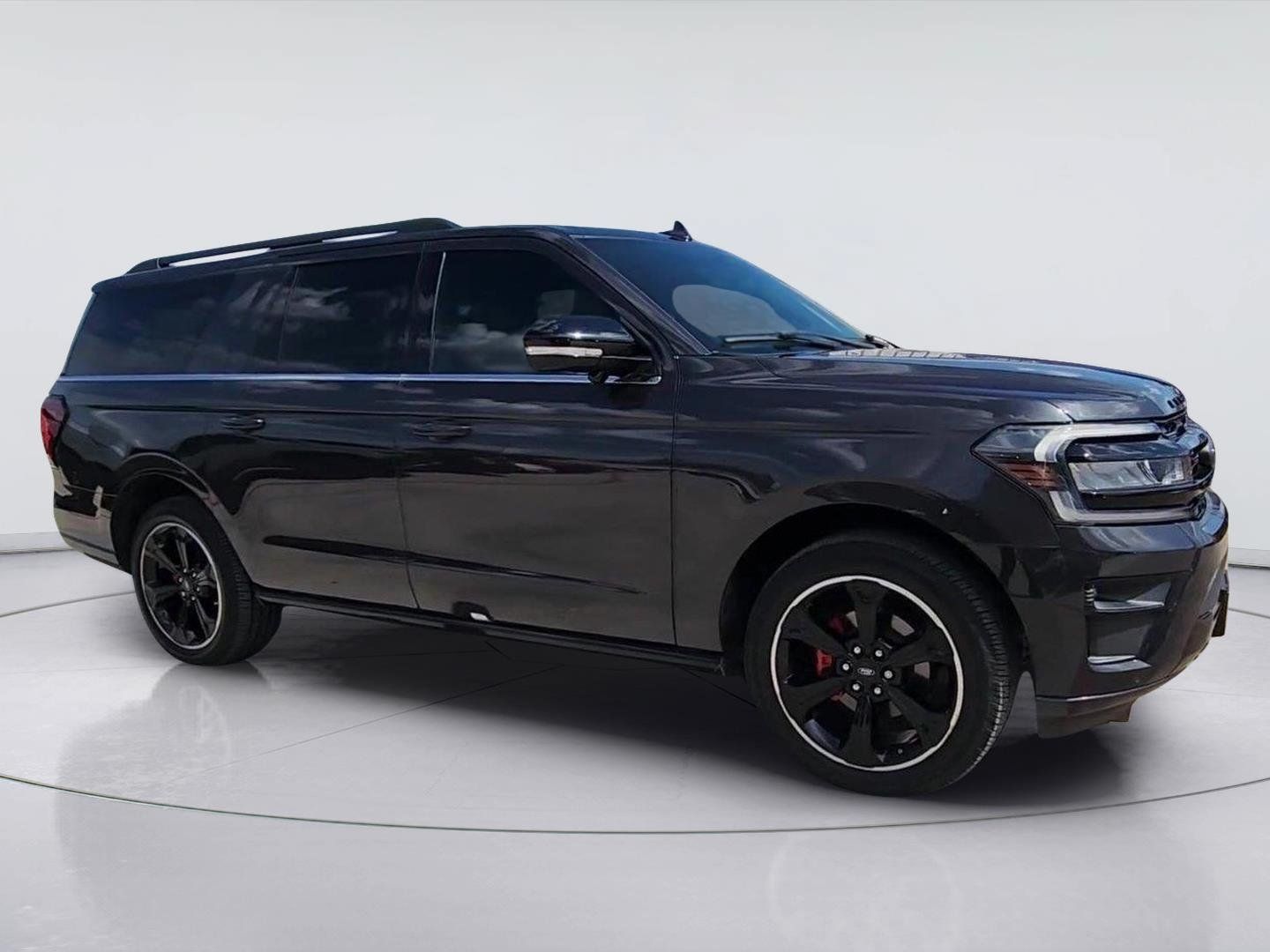 Used 2023 Ford Expedition Max Limited AWD/4WD image 2