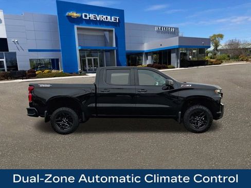 Used 2022 Chevrolet Silverado 1500 LT Trail Boss w/ Bed Protection Package image 10