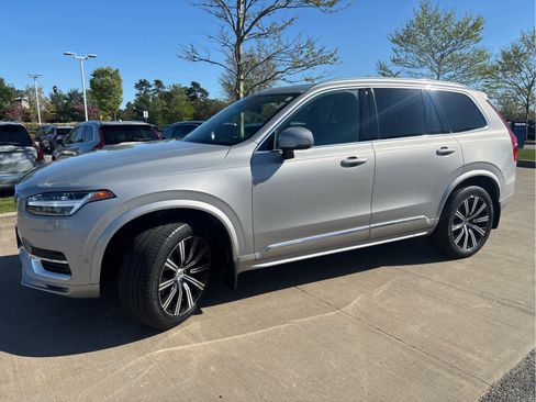 Used 2023 Volvo XC90 B6 Plus w/ Protection Package Premier AWD/4WD image 3