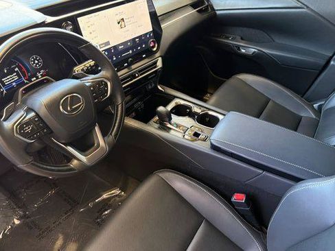 Used 2025 Lexus RX 350 Premium w/ Convenience Package FWD image 10