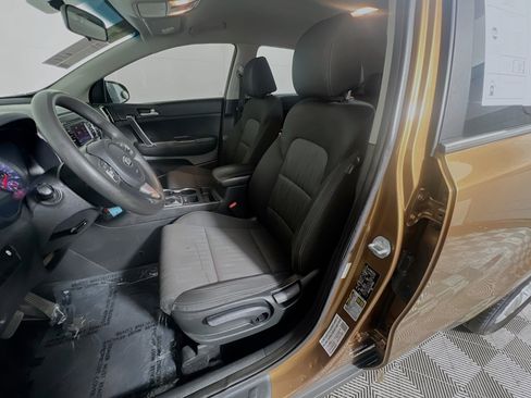 Used 2019 Kia Sportage LX FWD image 15
