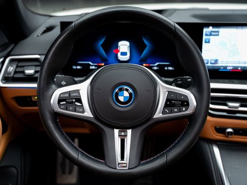 Used 2023 BMW i4 M50 w/ Premium Package image 42