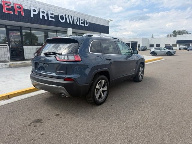 Used 2019 Jeep Cherokee Limited AWD/4WD image 7