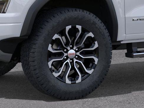 New 2026 GMC Canyon Denali AWD/4WD image 9