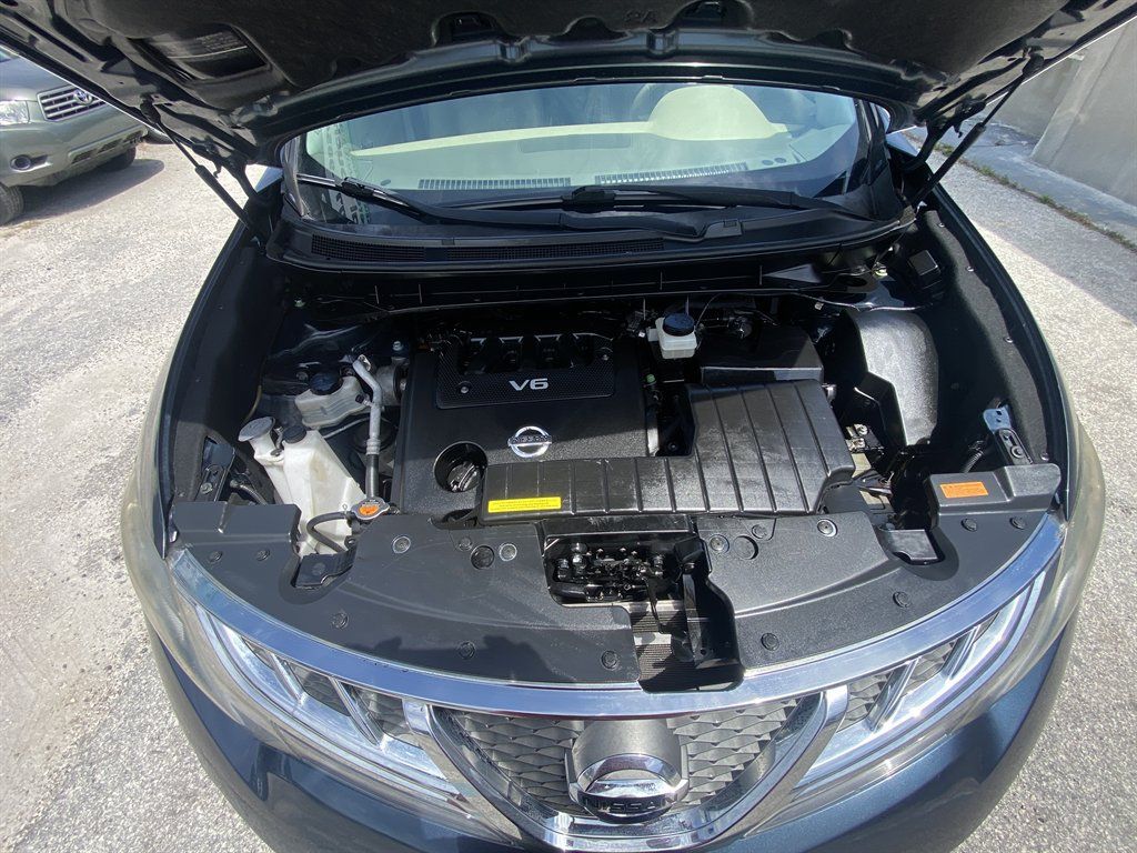 Used 2014 Nissan Murano LE w/ Platinum Edition Package AWD/4WD image 26