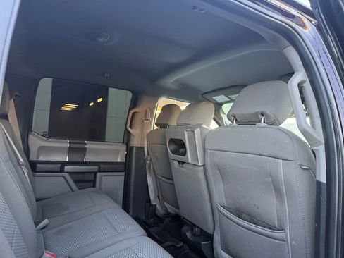 Used 2019 Ford F150 XLT image 11