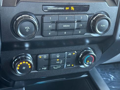 Certified 2019 Ford F150 XL RWD image 18