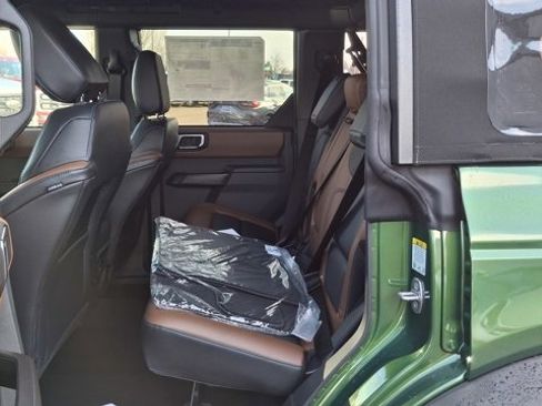 New 2024 Ford Bronco Outer Banks image 17