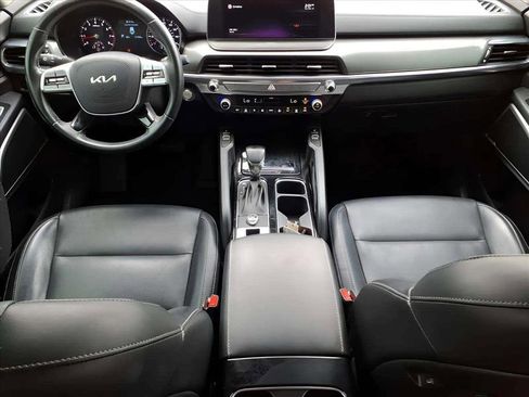 Used 2022 Kia Telluride S image 11