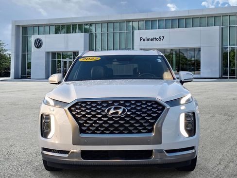 Used 2022 Hyundai Palisade Calligraphy FWD image 2