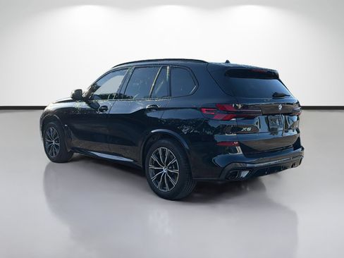 Used 2024 BMW X5 xDrive40i w/ M Sport Package AWD/4WD image 5