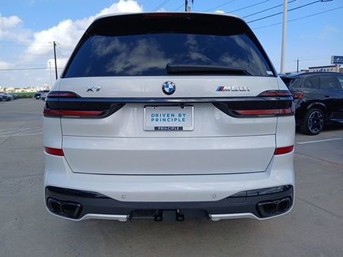 New 2026 BMW X7 M60i AWD/4WD image 8