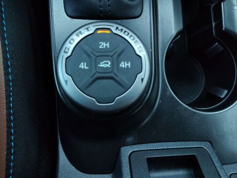 Used 2022 Ford Bronco Outer Banks image 10