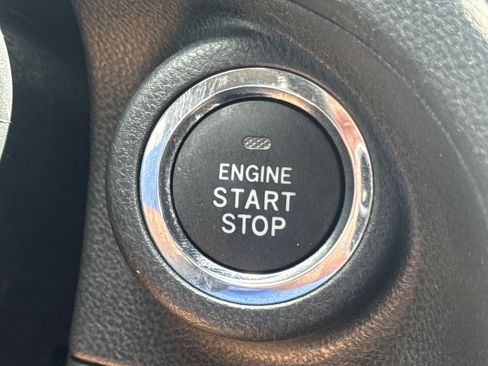 Used 2021 Subaru Crosstrek 2.0i Premium w/ Moonroof Package image 18