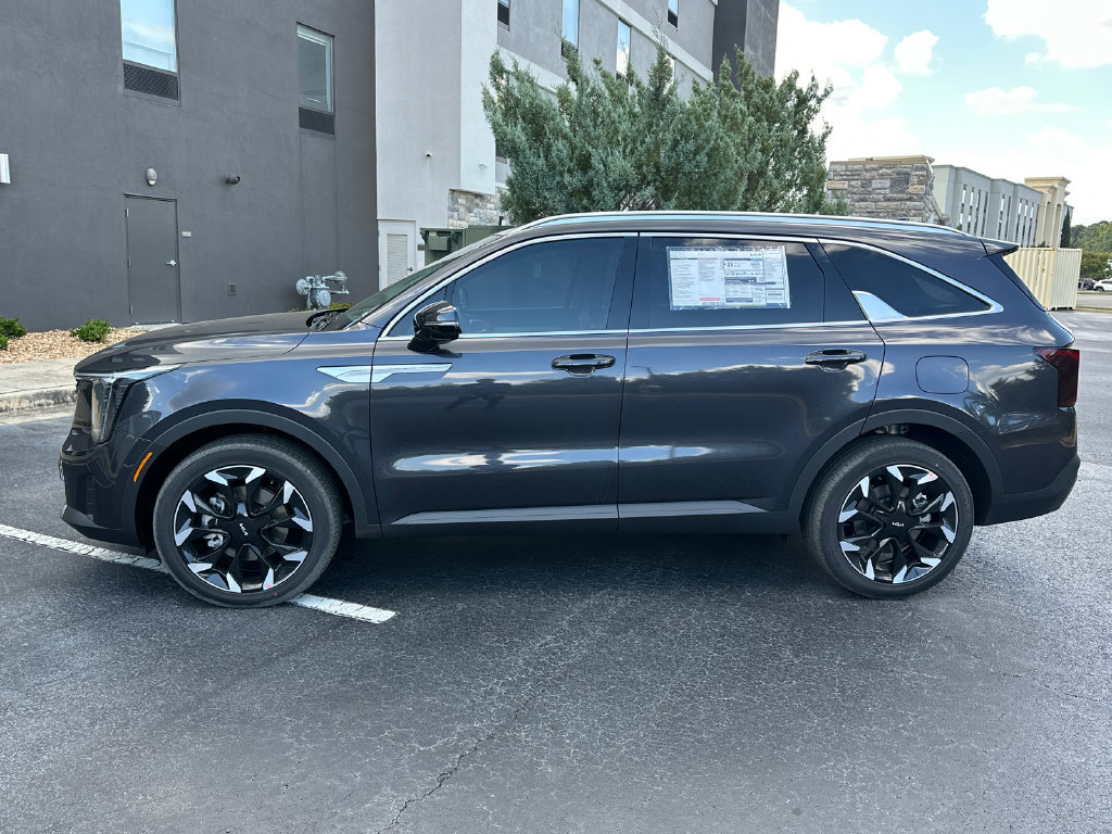 New 2026 Kia Sorento EX w/ EX Premium Package FWD image 4