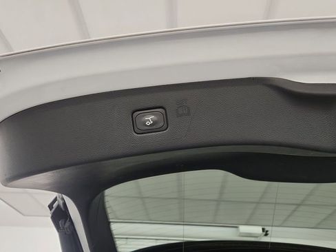 Used 2022 Ford Edge SEL w/ Convenience Package image 23