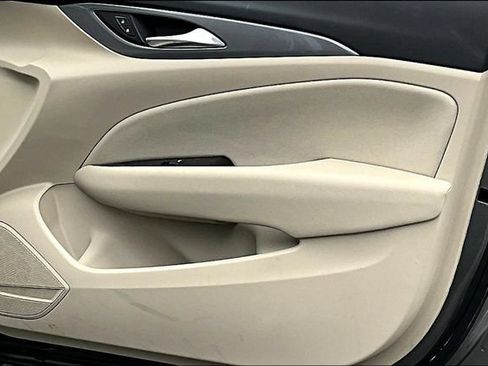 Used 2018 Buick Regal Preferred FWD image 26