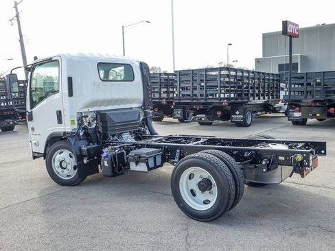 New 2025 Chevrolet Low Cab Forward 4500 XD image 5