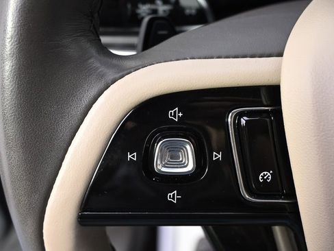 Used 2022 Lincoln Corsair AWD w/ Premium Package image 34