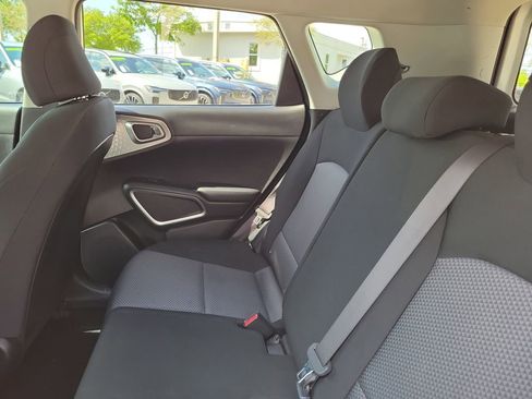 Used 2024 Kia Soul LX w/ Option Group 015 image 15